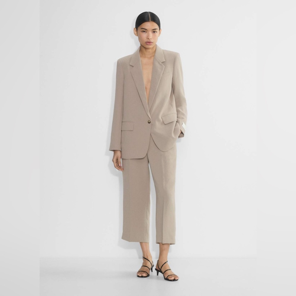 Aritzia Wilfred Effortless Pant Cropped Nomad Taupe Size 8